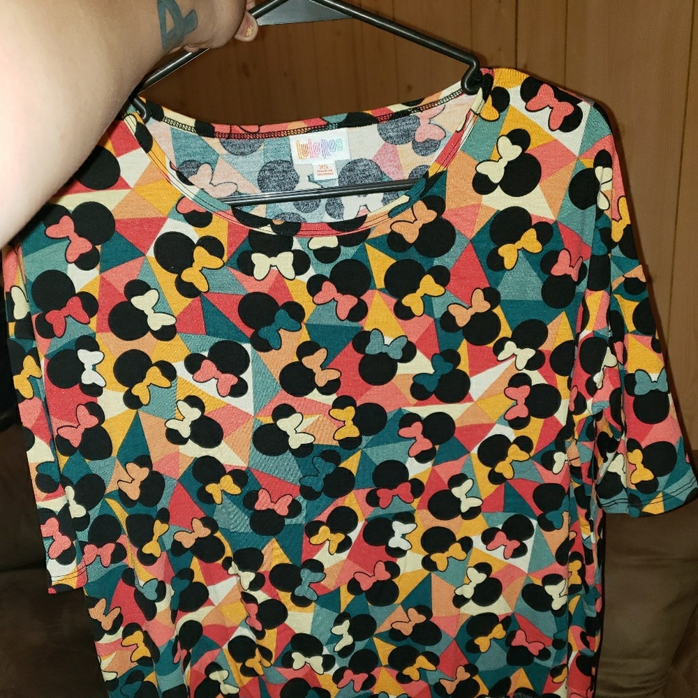 Lularoe top